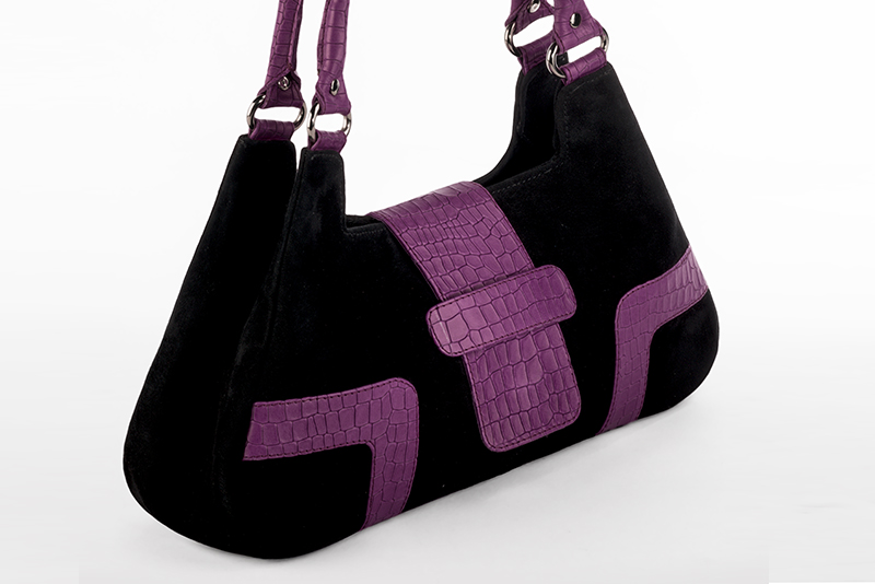 Mauve purple and matt black women's dress handbag, matching pumps and belts. Front view - Florence KOOIJMAN